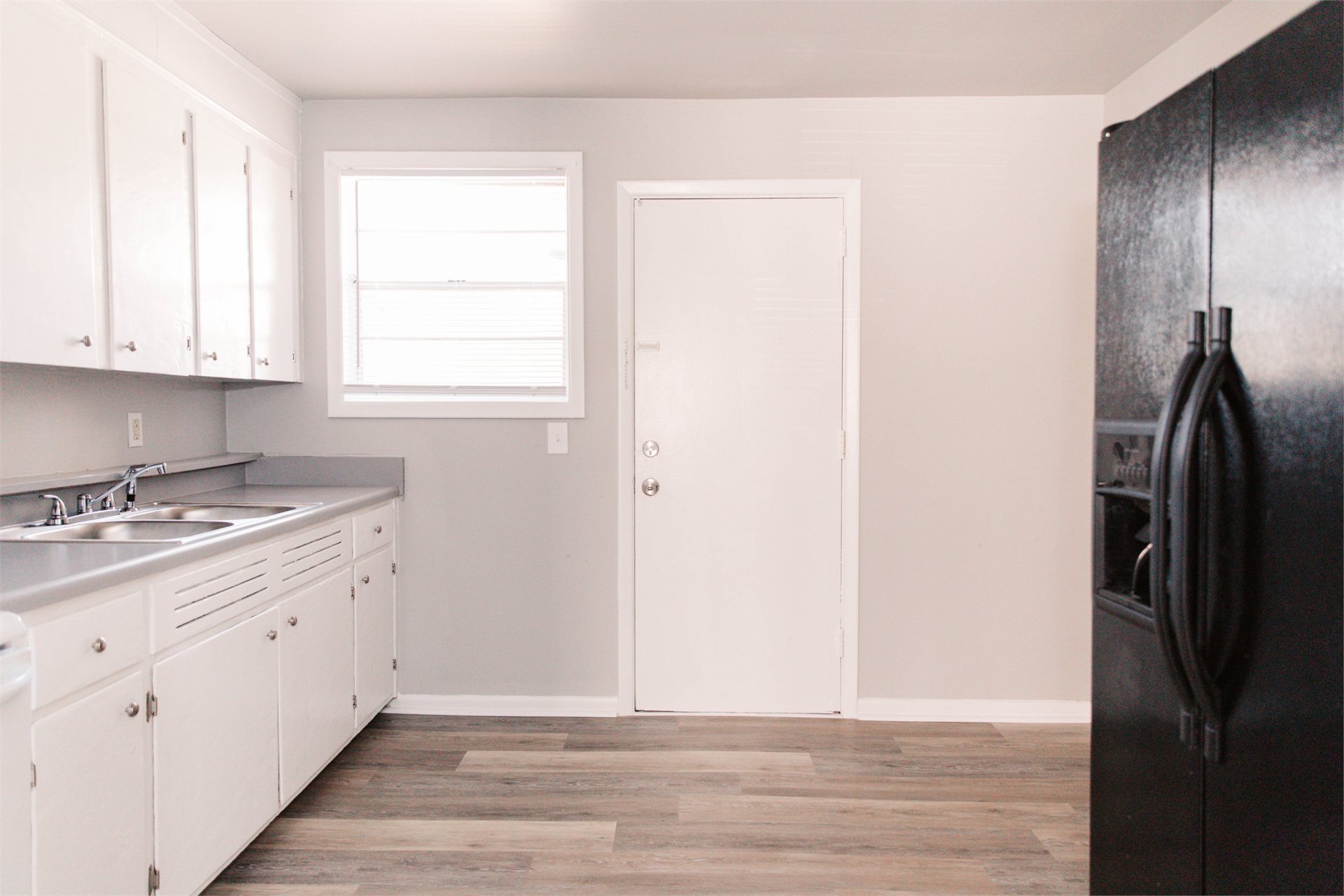 2 Bedroom kitchen with appliances